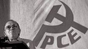 Fallece-dirigente-PCE-Santiago-Carrillo_TINIMA20120918_0342_3