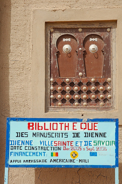 4961235378_ef987c101f_z