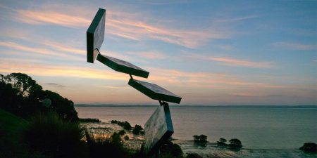 George Rickey Column of Four Squares