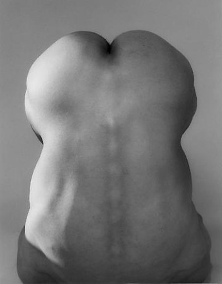 4_Robert_Mapplethorpe_Raymond_1985