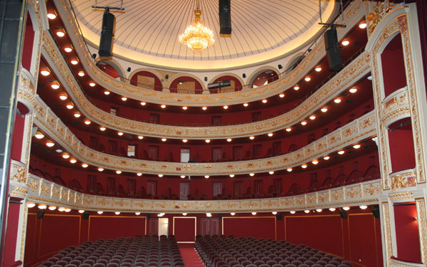 Επιτέλους ανοίγει το Δημοτικό Θέατρο Πειραιά