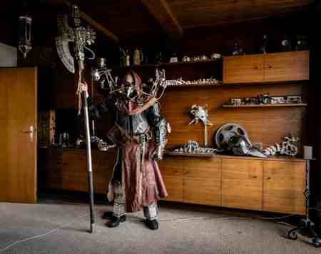 Cosplayers-at-Home-07-685x543