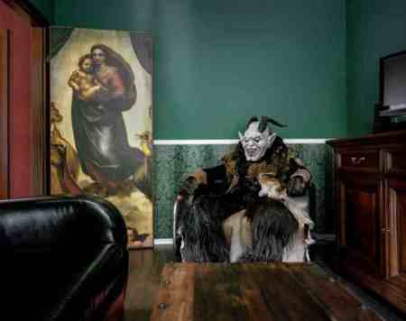 Cosplayers-at-Home-20-685x542