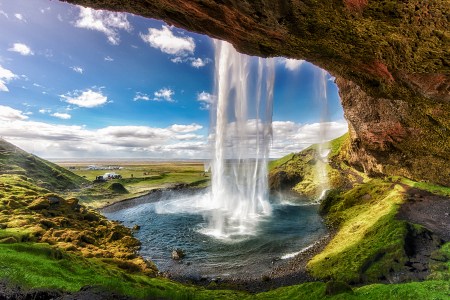 Seljalandsfoss-waterfall-in-Iceland-1