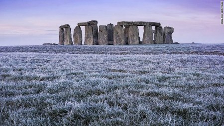 131217164440-stonehenge-centre-1-horizontal-gallery