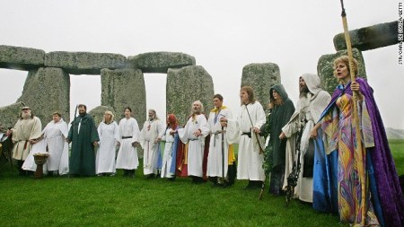 131217181924-stonehenge-druids-horizontal-gallery