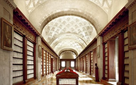 idiotika-palatia-ksexasmena-kastra-kai-diasima-mouseia3