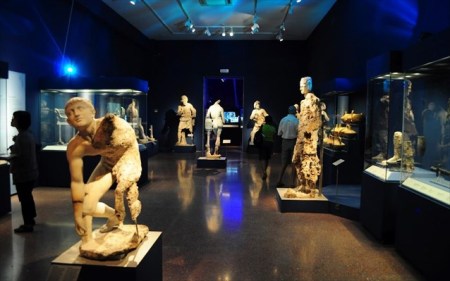 tis-apokalupseis-tou-parateinei-to-nauagio-ton-antikuthiron1