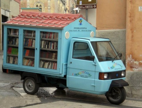 Bibliomotocarro