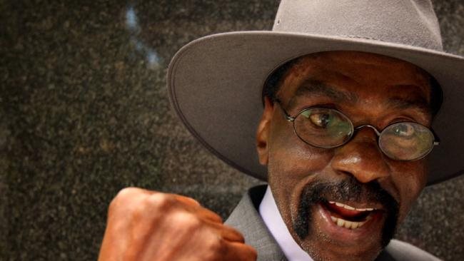 852154-7c8123ce-c8a3-11e3-b520-1a79dc9db4b9