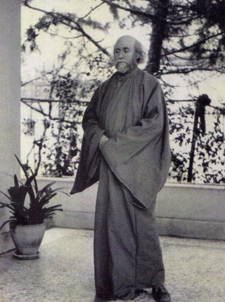 Τσαρούχης- foto empeirikou006 scan