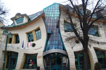 odd_buildings_15