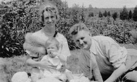 Poet Sylvia Plath with her parents