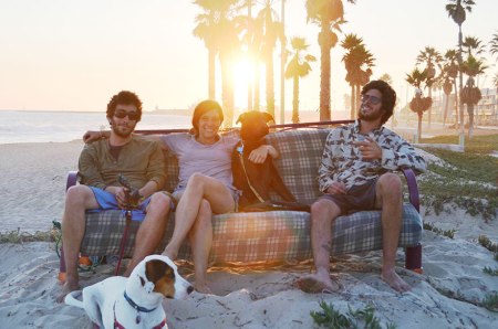 three-friends-two-dogs-one-futon-roadtrip-photos-12