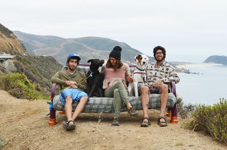 three-friends-two-dogs-one-futon-roadtrip-photos-9