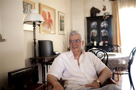 4CF22DB5AD688A8CE2B7CF80DB0D4B19