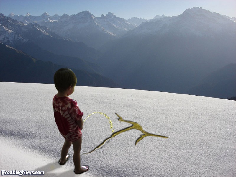 Little-Boy-Peeing-the-Pi-Symbol-in-Snow--84067