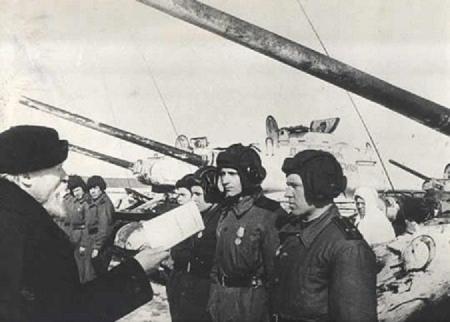 patriarch-sergei-blesses-dmitri-donskoi-brigade