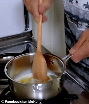 2AE690E000000578-3178419-image-a-75_1438169767929