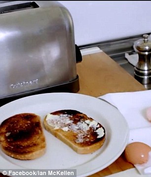 2AEE02A200000578-3178419-Butter_your_toast-a-1_1438175184721