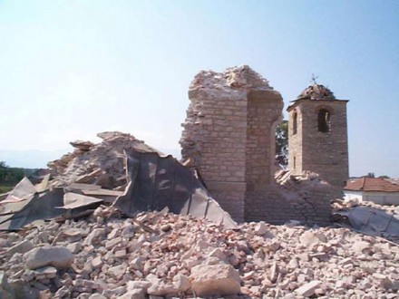 destroyed churches in kosovo
