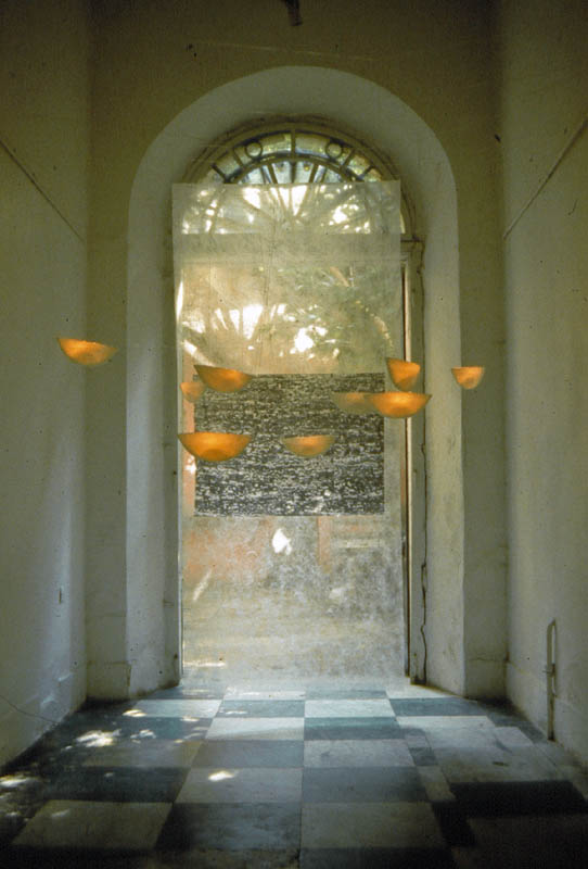 nostos 1987, Λινα