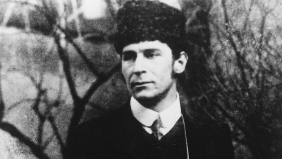 marc157_v-contentgross