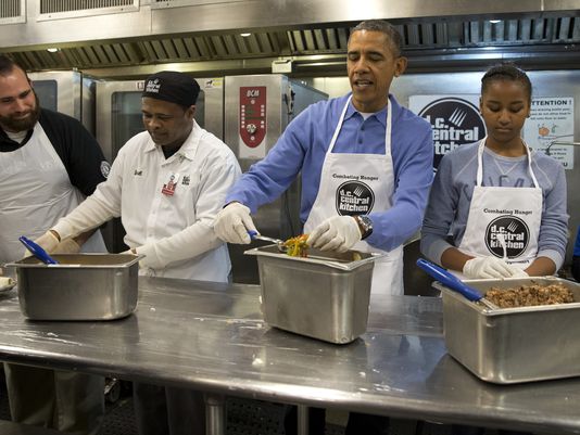 1390245124000-AP-Martin-Luther-King-Holiday-Obama-001