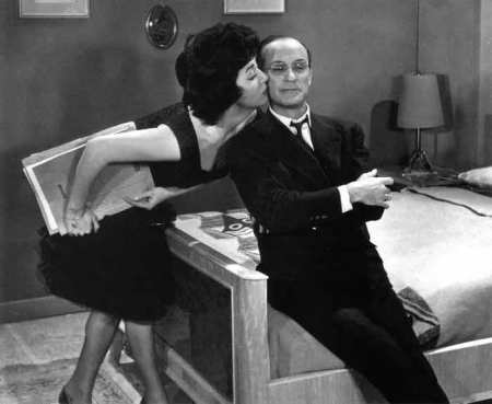 Ax auth h gynaika mou