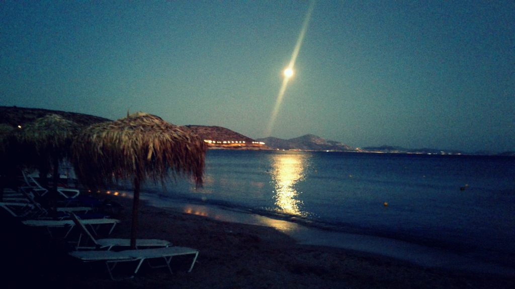 Απόψε στις ακρογιαλιές