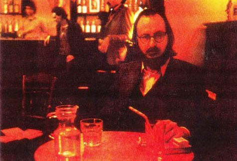 Γεννήθηκε στη Σαλονίκη