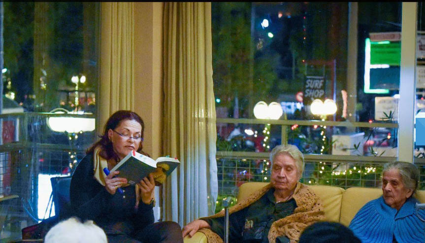 Διαβάζω για τους&nbsp;Άλλους