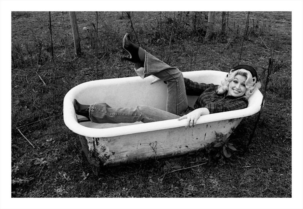 «Vaccine» στον ρυθμό του&nbsp;Jolene